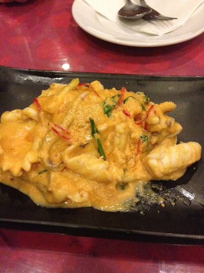จานนี้แนะนำ ปลาหมึกไข่เค็ม 120.- ที่ ร้านอาหาร Harvest Moon Pub & Restaurant