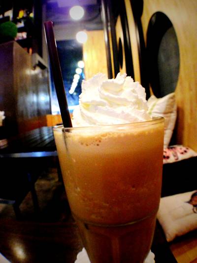 Espresso ปั่น วิปครีมมันสนิท ที่ ร้านอาหาร My Cafe The Library