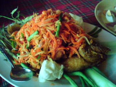 ร้านอาหาร แกงร้อนบ้านสวน