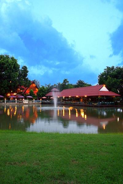 รูปหน้าร้านเสน่ห์ชายน้ำ ที่ ร้านอาหาร เสน่ห์ชายน้ำ รูปหน้าร้านเสน่ห์ชายน้ำ ที่ ร้านอาหาร เสน่ห์ชายน้ำ