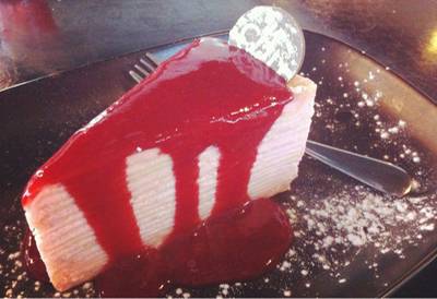 เฟสบุ๊คเครปเค้กค่ะ หอมหวาน ไม่เลี่ยนค่ะ นุ่มมากๆ ที่ ร้านอาหาร Chu