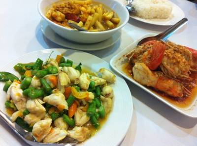 ร้านอาหาร ครัวอัปษร สาขา 2 (เสาชิงช้า)