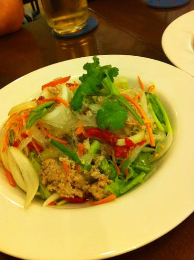 ยำวุ้นเส้น เริ่ด ที่ ร้านอาหาร UCC Coffee Shop Union Mall ยำวุ้นเส้น เริ่ด ที่ ร้านอาหาร UCC Coffee Shop Union Mall