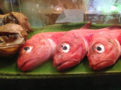 Kinki สลอน ที่ ร้านอาหาร Hanako