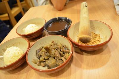 เครื่องเคียงทั้งหลาย ที่ ร้านอาหาร Katsu King X Siam