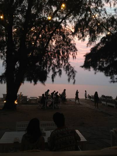 ร้านอาหาร the glass house