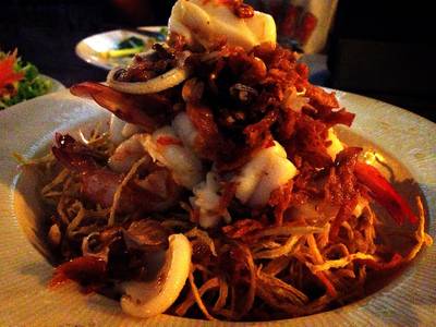 ส้มตำกรอบทะเล 250฿ อลังการจานโตๆ ที่ ร้านอาหาร ชาวฟ้าทะเลคราม