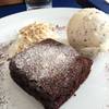 บราวนี่อร่อยมาก ที่ ร้านอาหาร Meet Actually: ice cream