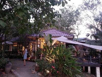 ทางเดินเข้า ที่ ร้านอาหาร My Home