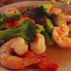 บร็อคโคลี่กุ้งสด 300฿     ที่ ร้านอาหาร ชาวฟ้าทะเลคราม