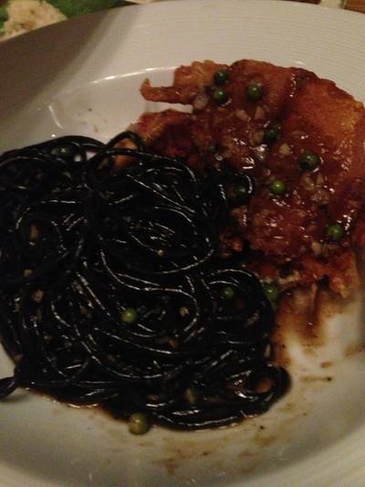 เส้นดำปูนิ่ม ที่ ร้านอาหาร Wine I Love You Mega Bangna