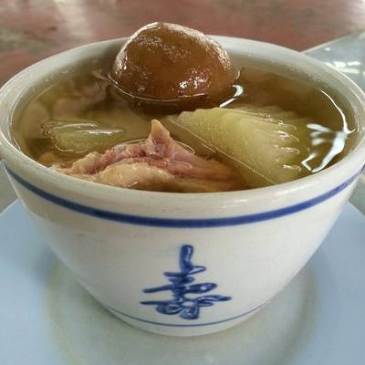 เป็ดตุ๋นมะนาวดอว ที่ ร้านอาหาร ร้านเป็ดย่างรสเด็ด