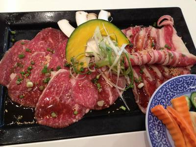 เนื้อสไลด์ ชิ้นโต ที่ ร้านอาหาร Seoul Grill by Sukishi