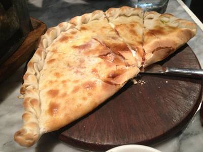 My favorite sandwich pizza ที่ ร้านอาหาร Moom Muum Park Terminal 21