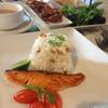 ข้าวผัดกากหมู ปลาแซลมอน ที่ ร้านอาหาร W by Wanlamun