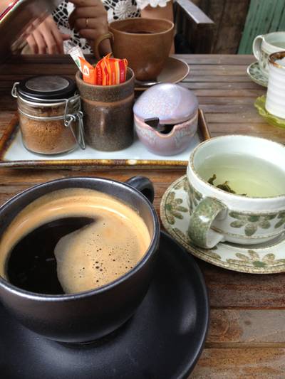 กาแฟอเมริกาโน่ ที่ ร้านอาหาร กาแฟ มะเมี๊ยะ