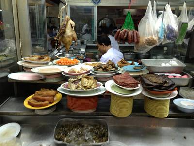 ร้านอาหาร ง่วนหลีหลังสวน ร้านอาหาร ง่วนหลีหลังสวน