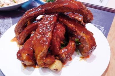 ซี่โครงหมูอบซอส ที่ ร้านอาหาร Wine I Love You Mega Bangna