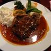 สเต็กเนื้อ คล้ายๆบอสตัน แต่นี่เป็นเนื้อวัว ซอสบาร์บีคิว ที่ ร้านอาหาร Look Out Point