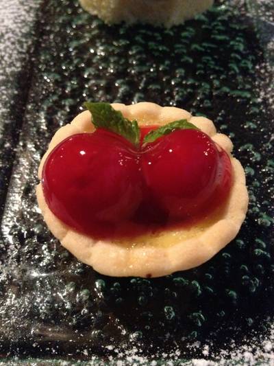 Cherry  ที่ ร้านอาหาร เวียง จูมออน ทีเฮาส์