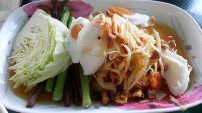 ร้านอาหาร ฝุ่นตลบ (สวนจตุจักร)