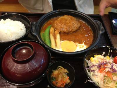 เบอร์เกอร์หมู ที่ ร้านอาหาร Yayoi The Mall Ngamwongwal