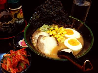 อร่อยไม่ต้องสืบ!!! ที่ ร้านอาหาร Tomato Noodle