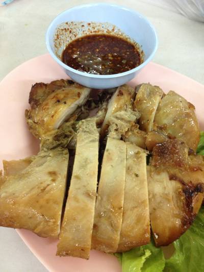 ไกย่าง ที่ ร้านอาหาร “Hai” ส้มตำคอนแวนต์