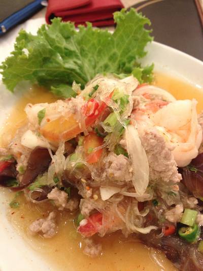 ยำวุ้นเส้น ที่ ร้านอาหาร Coffee Beans by Dao สยามพารากอน