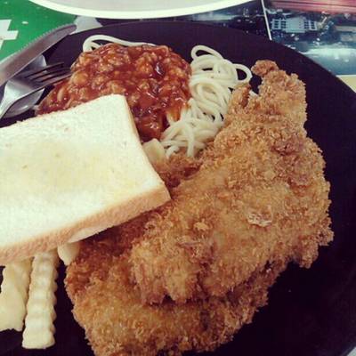 ร้านอาหาร สเต็กสามย่าน (ทูเดย์ สเต็ก)