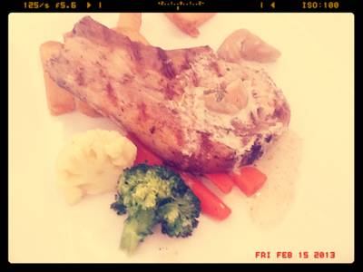 พอร์คชอพพรีเมี่ยม ที่ ร้านอาหาร The Smoke House