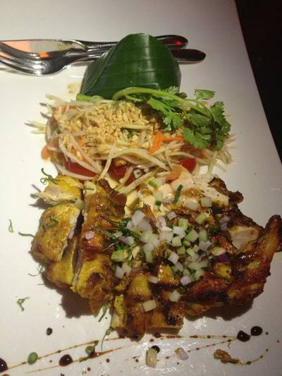 ร้านอาหาร Long Table