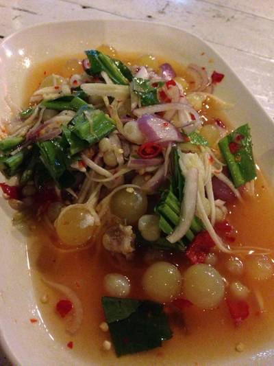 ยำไข่ปลาเรียวเซียว ที่ ร้านอาหาร รับลม ชมเกาะ ยำไข่ปลาเรียวเซียว ที่ ร้านอาหาร รับลม ชมเกาะ