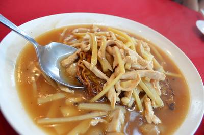 โกยซีหมี่ ที่ ร้านอาหาร อัน อัน เหลา