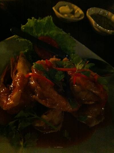 กุ้งซอสมะขาม ที่ ร้านอาหาร สุภัทรา บาย เดอะ ซี