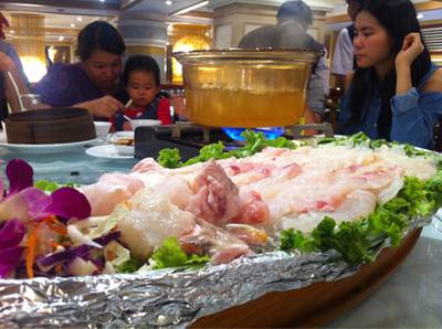 ร้านอาหาร ภัตตาคารแชงกรีล่า