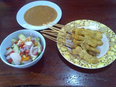 ร้านอาหาร ลิ้มหมูสะเต๊ะ
