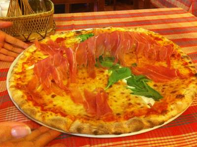 ร้านอาหาร Bella Napoli