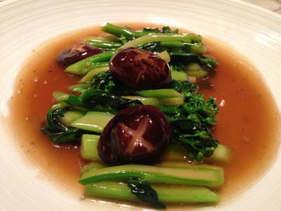 ร้านอาหาร Checkmate Bar & Bistro