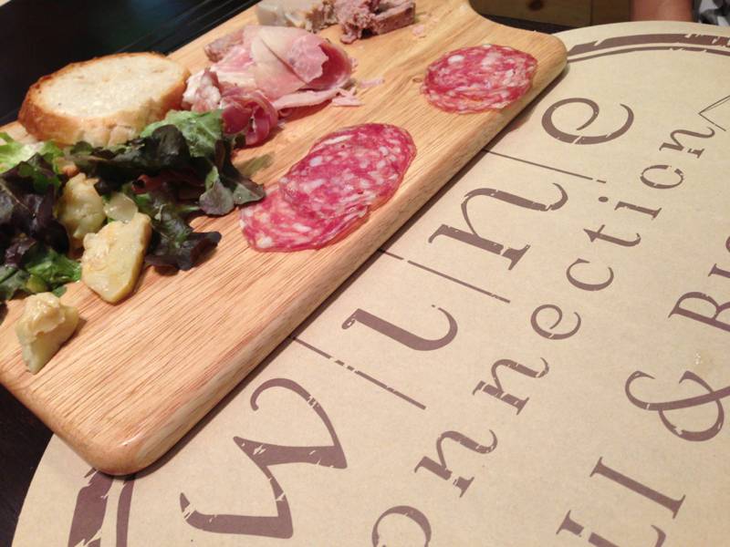 ร้านอาหาร Wine Connection (Esplanade แคลาย)