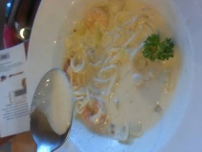 ร้านอาหาร เลอนัว