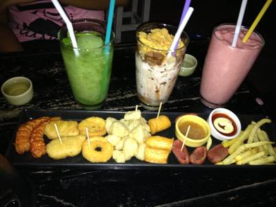 เบาๆ ช่วงค่ำ @ ร้านโกปีชา ที่ ร้านอาหาร โกปีชา