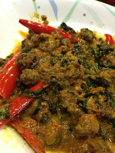 แกงคั่วหอยขม เข้มข้น รสจัดจ้านสุดๆ ที่ ร้านอาหาร ปากน้ำซีฟู้ด แกงคั่วหอยขม เข้มข้น รสจัดจ้านสุดๆ ที่ ร้านอาหาร ปากน้ำซีฟู้ด