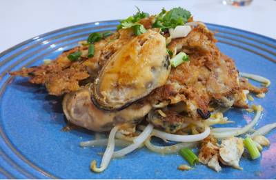 ร้านอาหาร ศิริวรรณหอยทอด