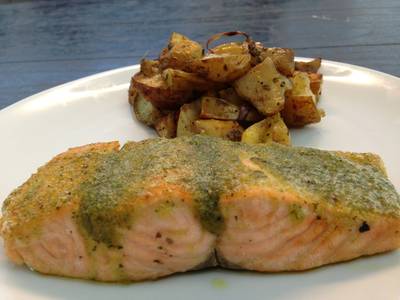 Grilled Salmon ที่ ร้านอาหาร Dean & Deluca ช่องนนทรี Grilled Salmon ที่ ร้านอาหาร Dean & Deluca ช่องนนทรี