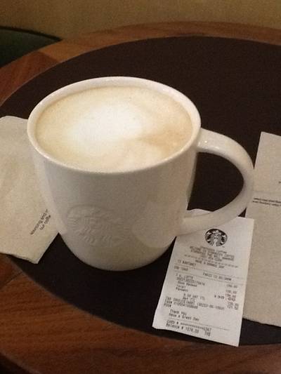 1v. Latte 130.-฿ ที่ ร้านอาหาร Starbucks The Mall บางแค