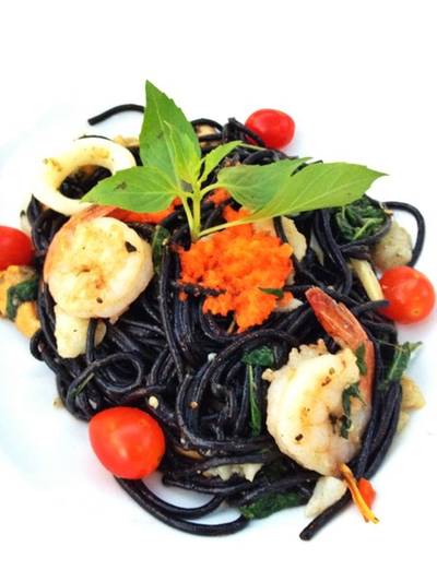 สปาเก็ตตี้ซีฟู้ดเส้นเนโร ที่ ร้านอาหาร VinCotto