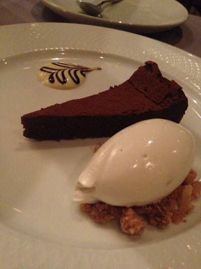 ฮืมม!!!อร่อย ที่ ร้านอาหาร Hyde & Seek Gastro Bar