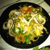 หมึกผัดไข่เค็ม  ที่ ร้านอาหาร ร้านประจำ