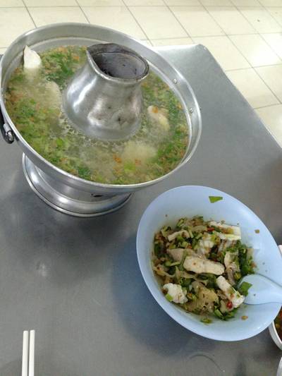 ร้านอาหาร ข้าวต้มปลาสวนรื่น สาขา 2